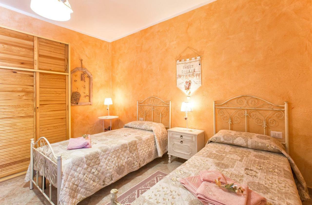 Casa Vacanze La Guzzetta Ranch Villa Canaglia Exterior photo