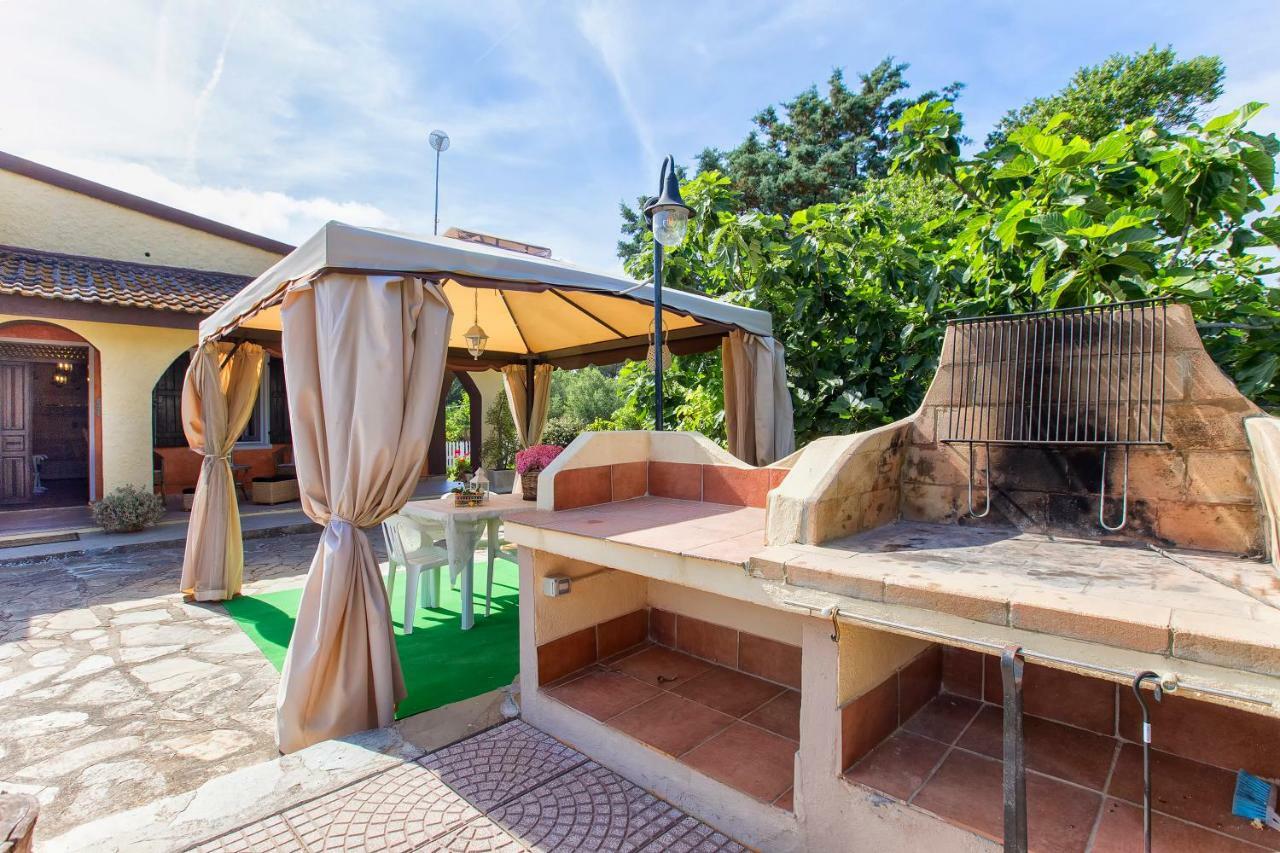 Casa Vacanze La Guzzetta Ranch Villa Canaglia Exterior photo